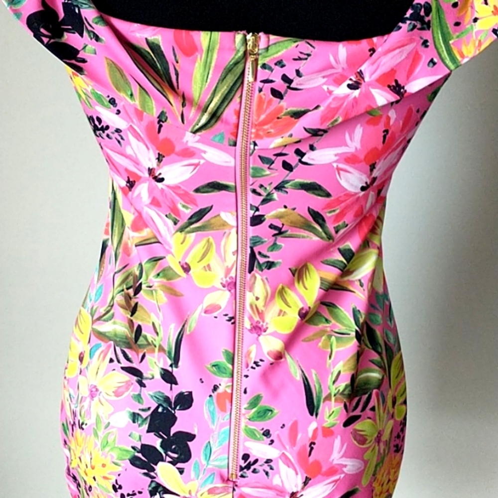 Floral Pink Sleeveless Dress - Picture 6 of 7